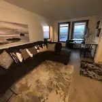 1 Bedroom Apartment Downtown